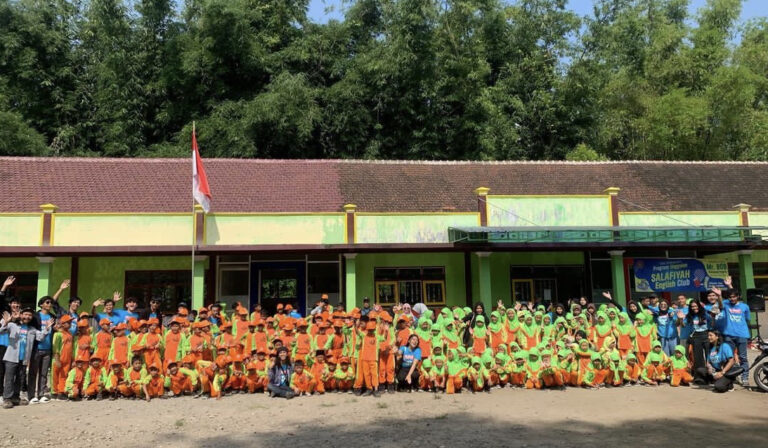 Seru-nya Program "Mr.BOB MENGAJAR", Khusus Bagi Member Paket 2 Bulan & Paket 3 Bulan. - Mr.BOB Kampung Inggris mr bob kampung inggris pare kediri mengajarIMG_2646